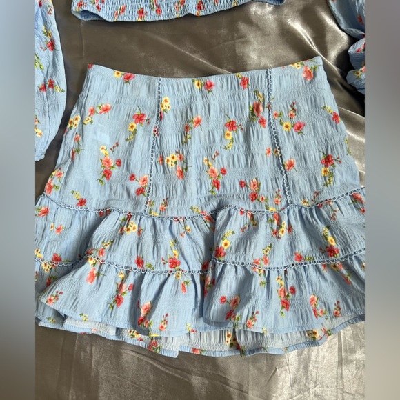 Cute skirt set - Picture 4 of 5